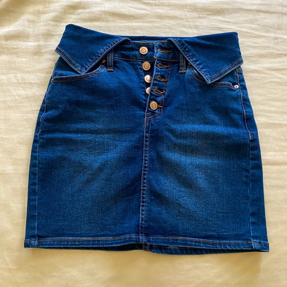 Mini Skirt (never use)